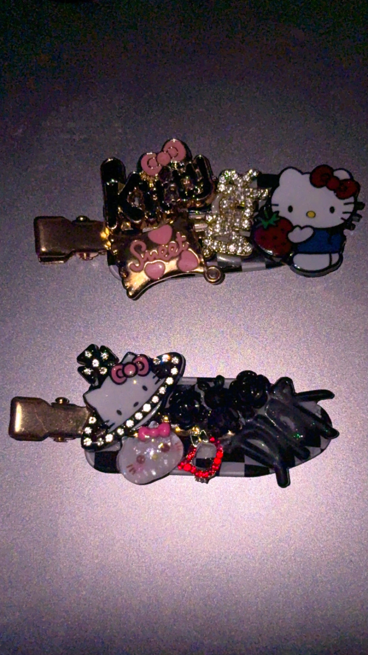 🎀 Custom Junk Hair Clips
